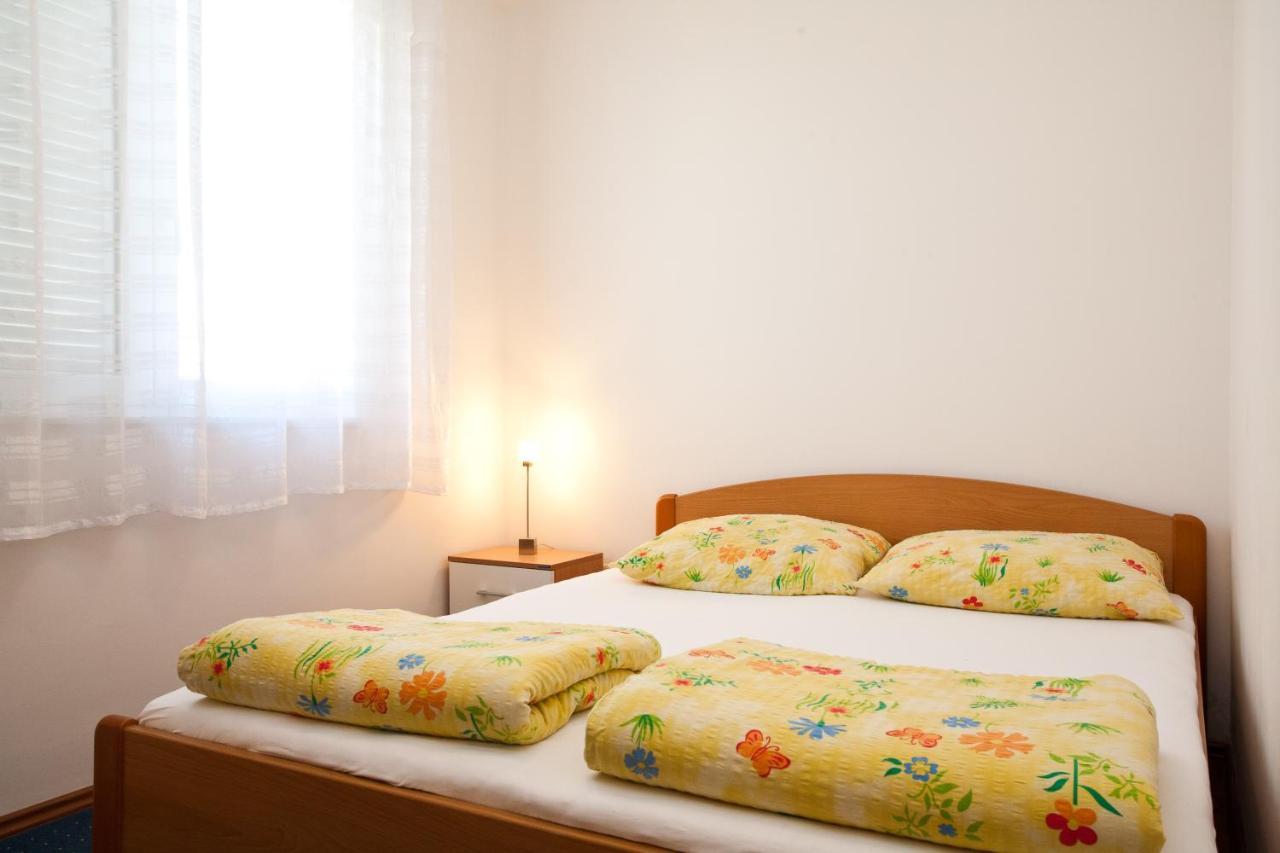 Apartments Glibo Near The Sea And Town Center! Krk Town Luaran gambar