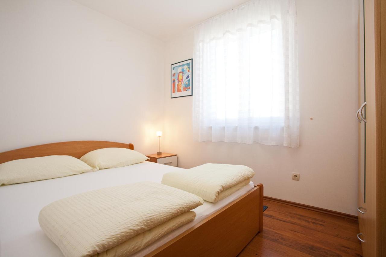Apartments Glibo Near The Sea And Town Center! Krk Town Luaran gambar