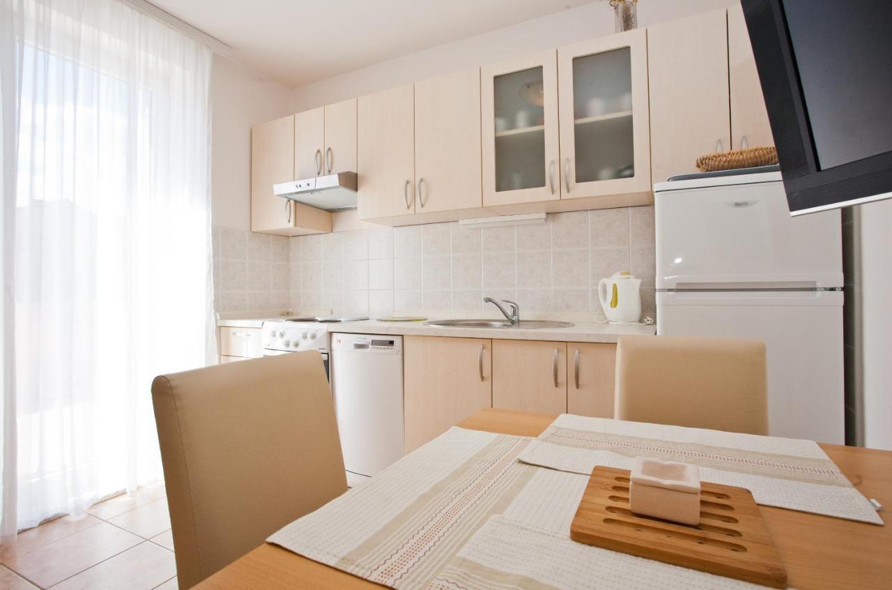 Apartments Glibo Near The Sea And Town Center! Krk Town Luaran gambar